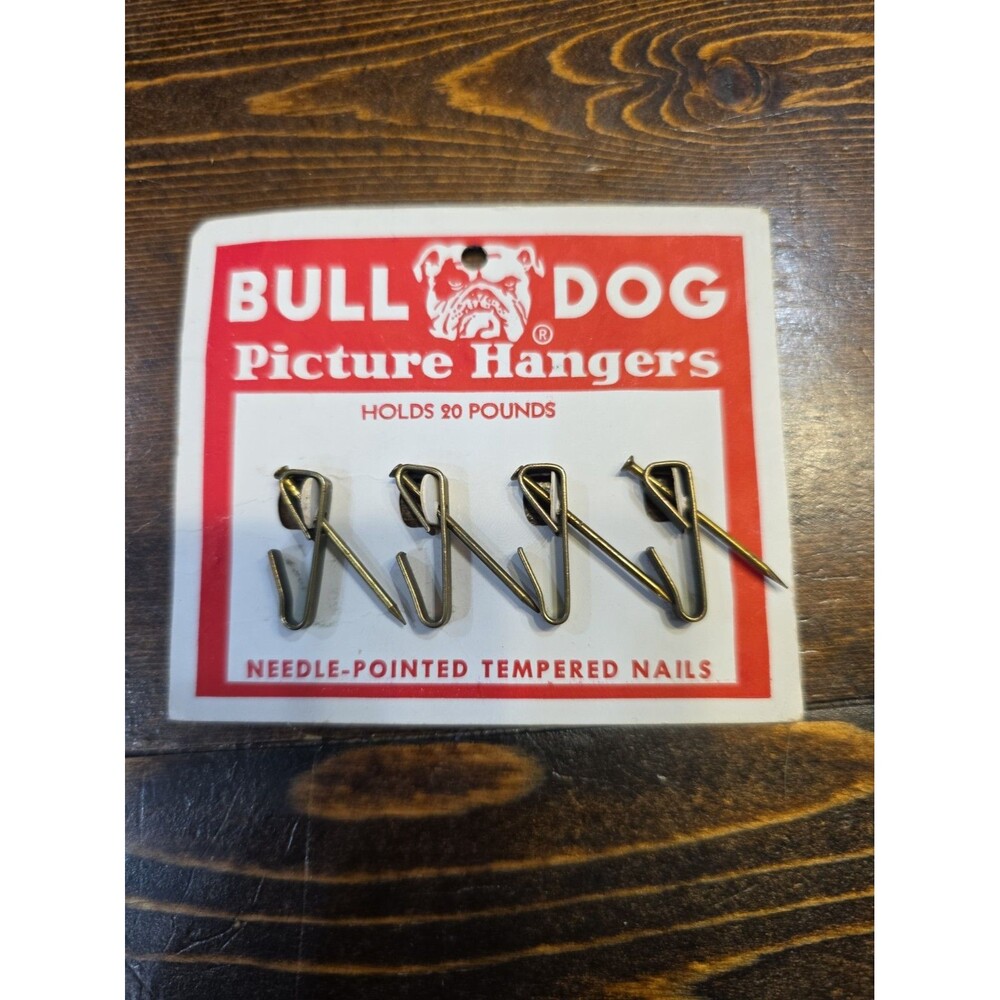 Bull Dog  Picture Hanger